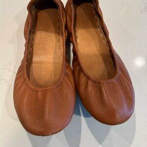 Chestnut Tieks Size 10